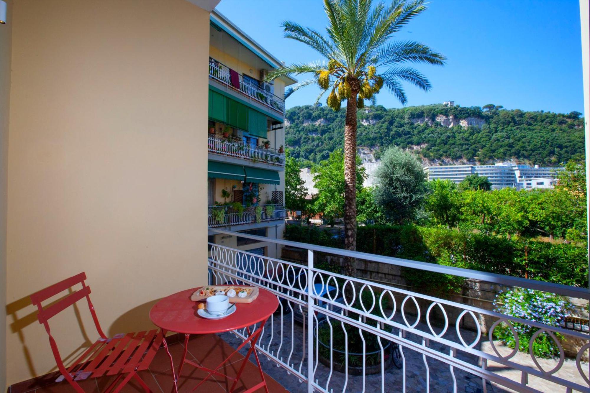 Estate4Home - Suites 21 Sorrento Ngoại thất bức ảnh