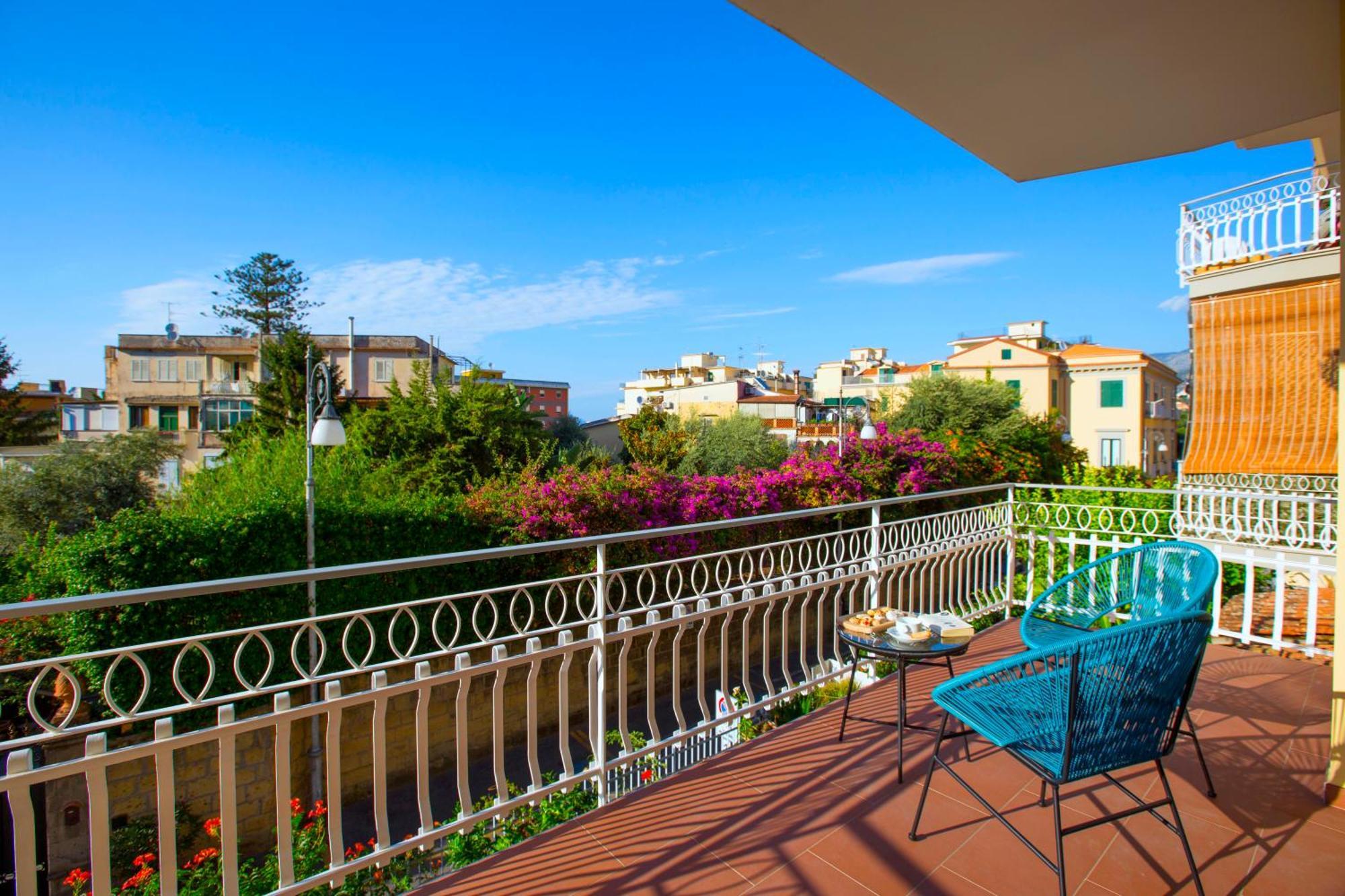 Estate4Home - Suites 21 Sorrento Ngoại thất bức ảnh