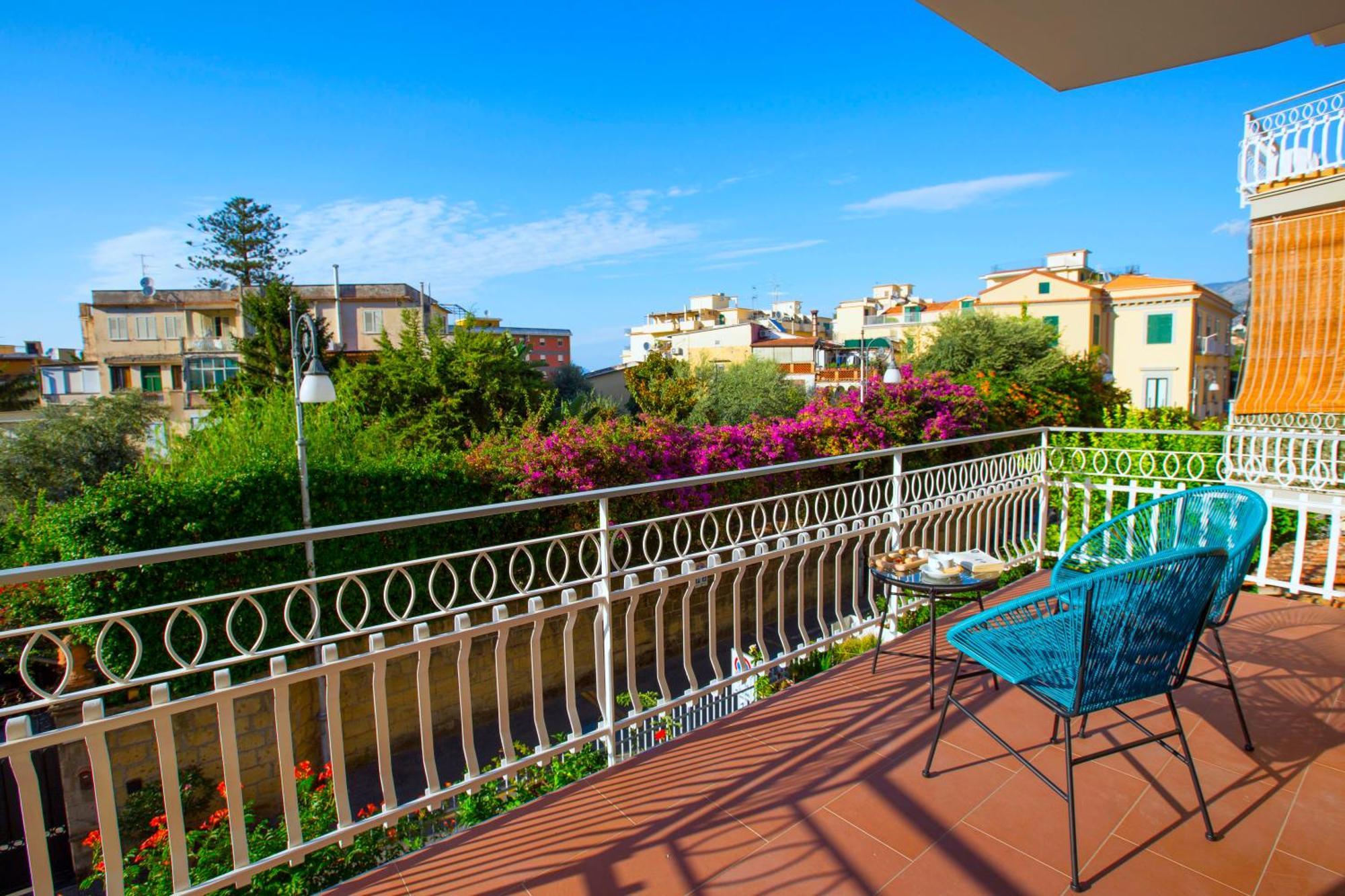 Estate4Home - Suites 21 Sorrento Ngoại thất bức ảnh