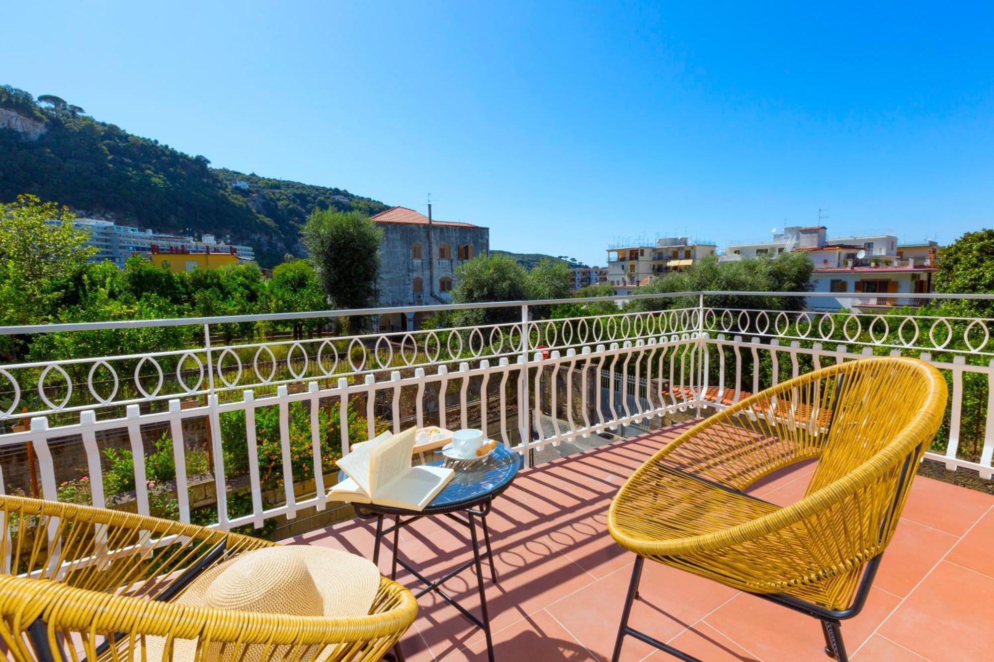 Estate4Home - Suites 21 Sorrento Ngoại thất bức ảnh